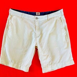 ☘️ Men’s FAHERTY linen/cotton off-white 36” shorts ☘️